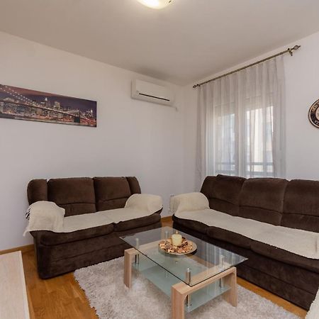 City Compass Apartment 2 포드고리차 외부 사진
